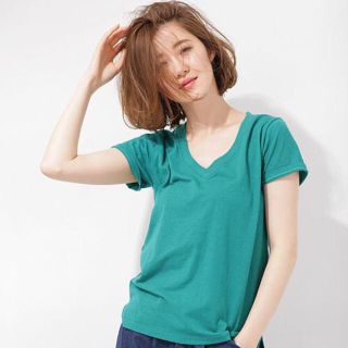 ナノユニバース(nano・universe)の新品 ナノユニバース Vネック Tシャツ(Tシャツ(半袖/袖なし))