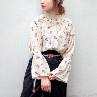 PAGEBOY（シャツ/ブラウス(長袖/七分)）のフリマアイテム一覧
