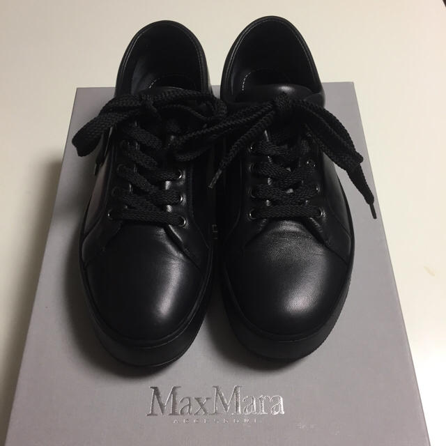 【MAX MARA】レザースニーカー | フリマアプリ ラクマ