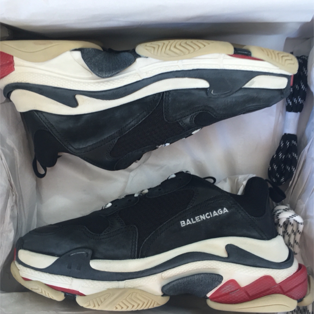 BALENCIAGA triple S 41 ノアール