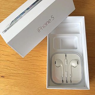 アイフォーン(iPhone)のiPhone 5 付属のイヤホン&シール(ストラップ/イヤホンジャック)