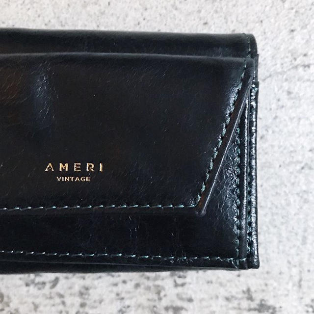Ameri VINTAGE(アメリヴィンテージ)のミニウォレット 牛皮 未開封✨ノベルティ レディースのファッション小物(財布)の商品写真