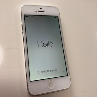 アイフォーン(iPhone)のiPhone5♡16GB シルバー au(スマートフォン本体)