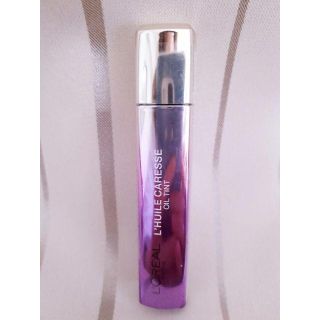 ロレアルパリ(L'Oreal Paris)のロレアルパリユイルカレス(リップグロス)