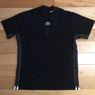 アディダス(adidas)のadidas Tシャツ(Tシャツ/カットソー(半袖/袖なし))