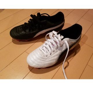 プーマ(PUMA)の【sale　美品】サッカー スパイク　プーマ　パラメヒコ　ライト　22.5(シューズ)