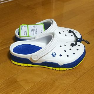 クロックス(crocs)のフロントコートクロッグ  14300-462 Navy/White(サンダル)