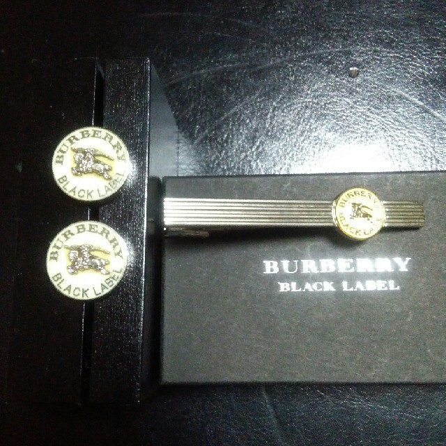 BURBERRY BLACK LABEL(バーバリーブラックレーベル)のBURBERRY BLACK LABEL カフスボタン、ネクタイピン メンズのファッション小物(カフリンクス)の商品写真