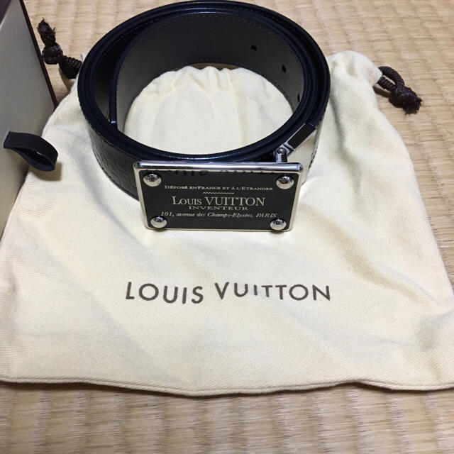 LOUIS VUITTON(ルイヴィトン)の美品 ルイヴィトン レザーベルト 85/34 メンズのファッション小物(ベルト)の商品写真