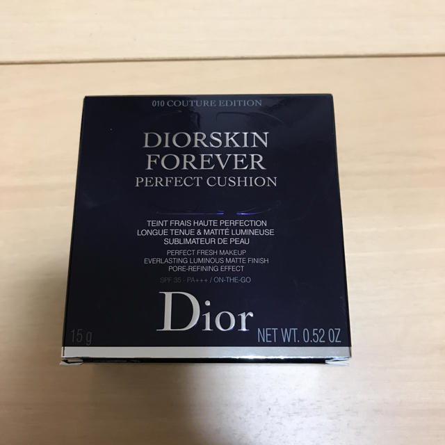 Dior(ディオール)のdior ディオールスキン フォーエヴァー クッション ファンデーション 010 コスメ/美容のベースメイク/化粧品(ファンデーション)の商品写真