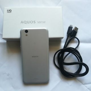 シャープ(SHARP)のAQUOS sense SHV40 Silky White (スマートフォン本体)