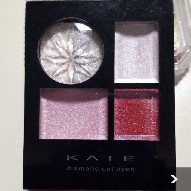 KATE(ケイト)のKATE ダイアモンドカット アイシャドウ ピンク コスメ/美容のベースメイク/化粧品(アイシャドウ)の商品写真