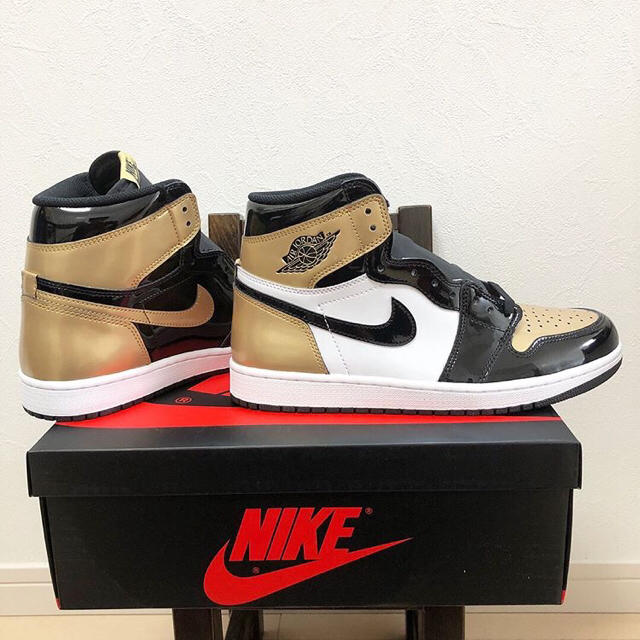 NIKE(ナイキ)の25.0cm【送料込】AIR JORDAN 1 OG NRG"GOLD TOE" メンズの靴/シューズ(スニーカー)の商品写真