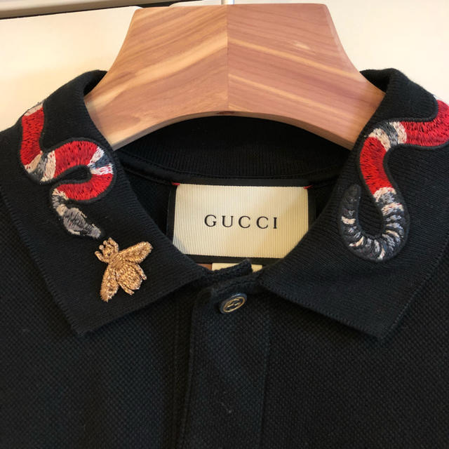Gucci - GUCCI スネークエンブロイダリー ポロシャツの通販 by