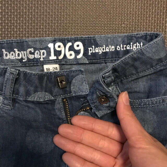 babyGAP(ベビーギャップ)のbaby Gap デニム パンツ（90cm） キッズ/ベビー/マタニティのキッズ服男の子用(90cm~)(パンツ/スパッツ)の商品写真