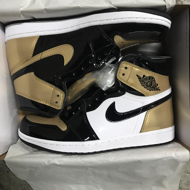 NIKE(ナイキ)の値下げあり 27cm jordan 1 GOLD TOE メンズの靴/シューズ(スニーカー)の商品写真