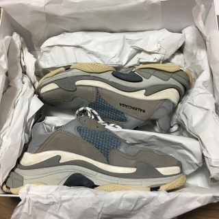 バレンシアガ(Balenciaga)のバレンシアガ トリプルS（国内正規品）(スニーカー)