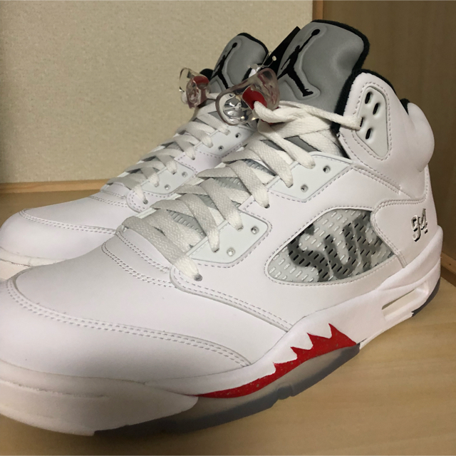 Supreme(シュプリーム)のsupreme jordan 5 29cm US11 ホワイト メンズの靴/シューズ(スニーカー)の商品写真