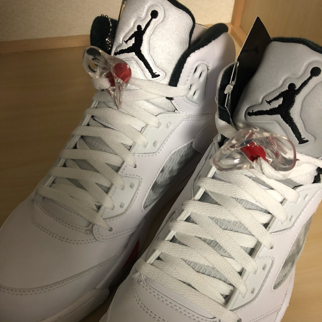 Supreme(シュプリーム)のsupreme jordan 5 29cm US11 ホワイト メンズの靴/シューズ(スニーカー)の商品写真