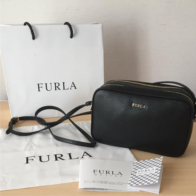 FURLA ショルダーバッグ - ショルダーバッグ