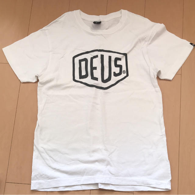 Deus ex Machina(デウスエクスマキナ)のDEUS Tシャツ メンズのトップス(Tシャツ/カットソー(半袖/袖なし))の商品写真