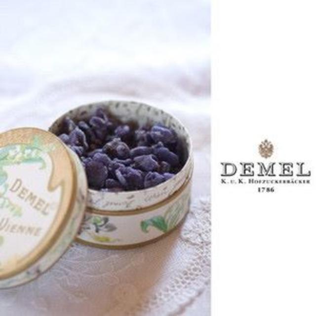 デメル スミレの砂糖漬け DEMEL の通販 by .・*雪花氷*・.'s デメル スミレの砂糖漬け DEMEL の通販 by .・*雪花氷*・.'s
