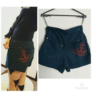 ヴィヴィアンウエストウッド(Vivienne Westwood)のヴィヴィアン バックオーヴ コーデュロイ ショートパンツ(キュロット)