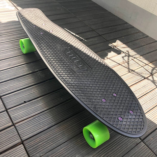 PENNY スケートボード ニッケル 黒 グリーン 紫(スケートボード)