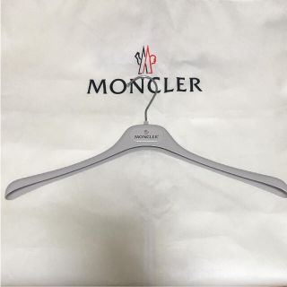 モンクレール(MONCLER)の専用 モンクレール ハンガー5本(ダウンジャケット)