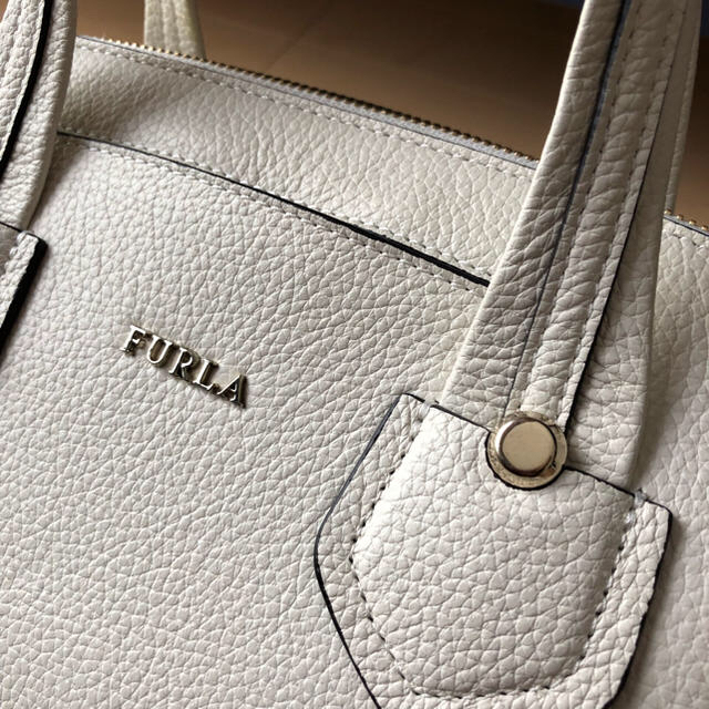 Furla(フルラ)の新品同様⭐️イタリアブランド、FURLA/フルラ 2way ショルダーバック レディースのバッグ(ショルダーバッグ)の商品写真