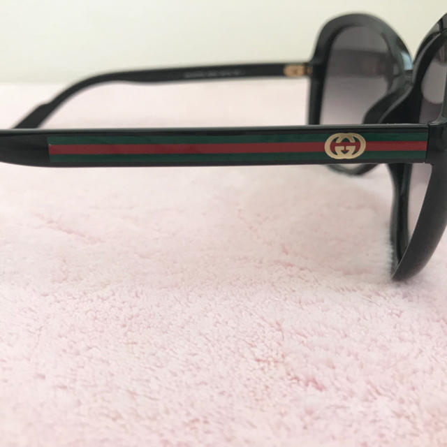 Gucci(グッチ)のGUCCI ユニセックス サングラス レディースのファッション小物(サングラス/メガネ)の商品写真