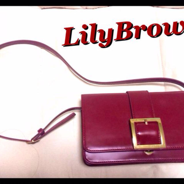 Lily Brown(リリーブラウン)のLily スクエアショルダーバッグ♥︎ レディースのバッグ(ショルダーバッグ)の商品写真