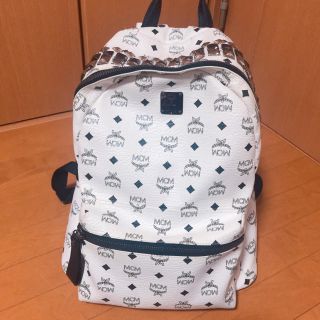 エムシーエム(MCM)の今だけ値下げ中 mcm ホワイトリュック(リュック/バックパック)