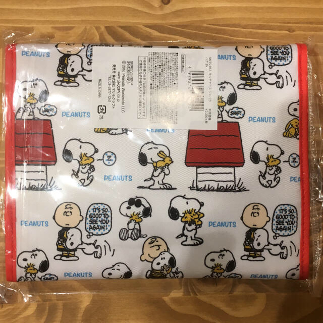 SNOOPY(スヌーピー)の<新品・未使用> マルチケース/ 母子手帳ケース SNOOPY キッズ/ベビー/マタニティのマタニティ(母子手帳ケース)の商品写真