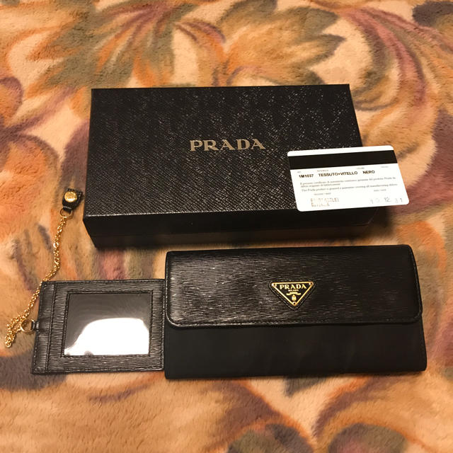 PRADA(プラダ)のプラダ 長財布 レディースのファッション小物(財布)の商品写真