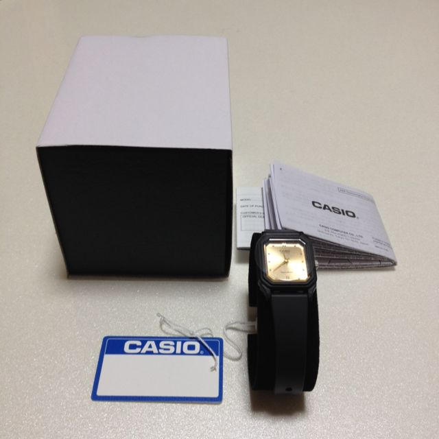 CASIO(カシオ)のCASIO 腕時計 ゴールド レディース レディースのファッション小物(腕時計)の商品写真
