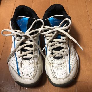 ヨネックス(YONEX)のキッズテニスシューズ22㎝(シューズ)