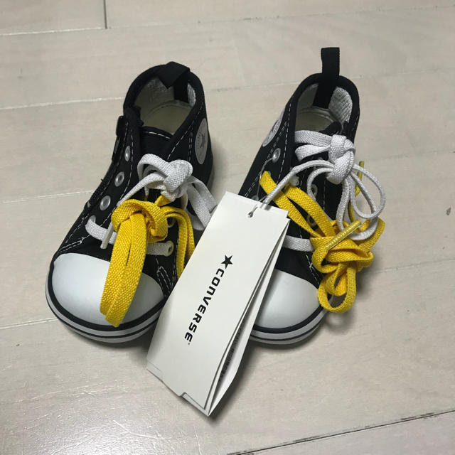 CONVERSE(コンバース)の【R_♡様専用】【未使用品】CONVERSEキッズスニーカー 12.5cm キッズ/ベビー/マタニティのベビー靴/シューズ(~14cm)(スニーカー)の商品写真