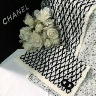 シャネル(CHANEL)のDBK様専用です。 シャネル マトラッセ 柄 ココマーク マフラー  ニット♡(ボレロ)