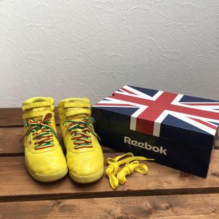 リーボック(Reebok)のヒモ新品付き！reebok classic24.5 ハイカット室内履きのみ(スニーカー)