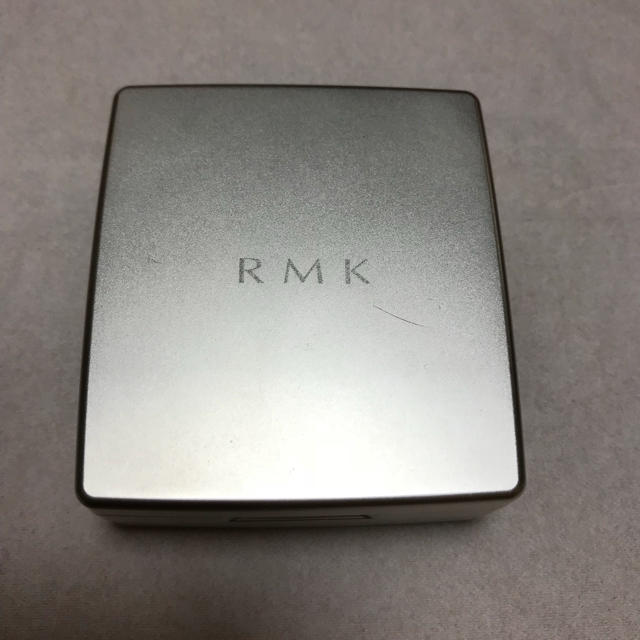 RMK(アールエムケー)のRMKプレストパウダーN  02 コスメ/美容のベースメイク/化粧品(フェイスパウダー)の商品写真