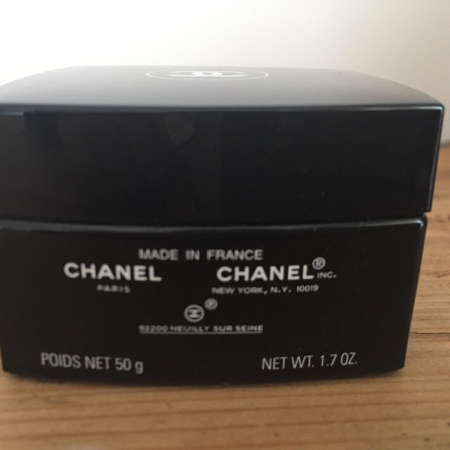 CHANEL(シャネル)のCHANEL シャネル LE LIFT クレーム 50g コスメ/美容のスキンケア/基礎化粧品(フェイスクリーム)の商品写真