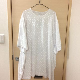 アイ(i)のIKUMI のワンピース(ひざ丈ワンピース)