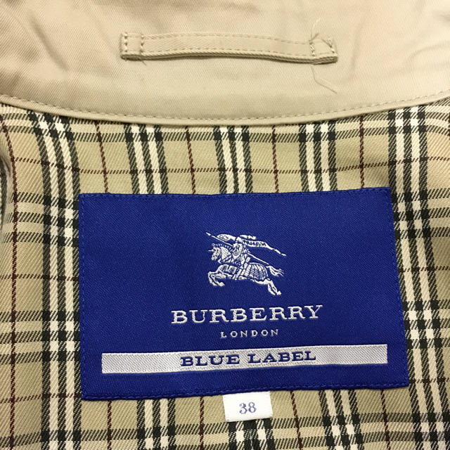 BURBERRY BLUE LABEL(バーバリーブルーレーベル)の［AI様専用］バーバリーブルーレーベル トレンチコート レディースのジャケット/アウター(トレンチコート)の商品写真