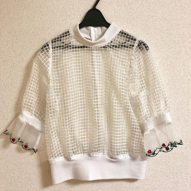 PAMEO POSE(パメオポーズ)のROSE NET TOPS レディースのトップス(カットソー(半袖/袖なし))の商品写真