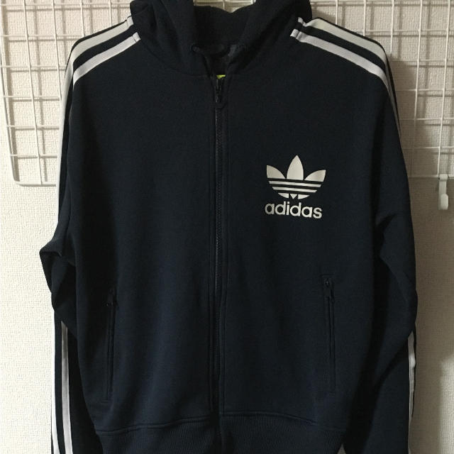 adidas originals ジャージ