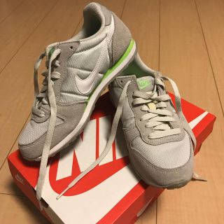 ナイキ(NIKE)のNIKE GENICCO ジニコ サイズ 23.5cm(スニーカー)