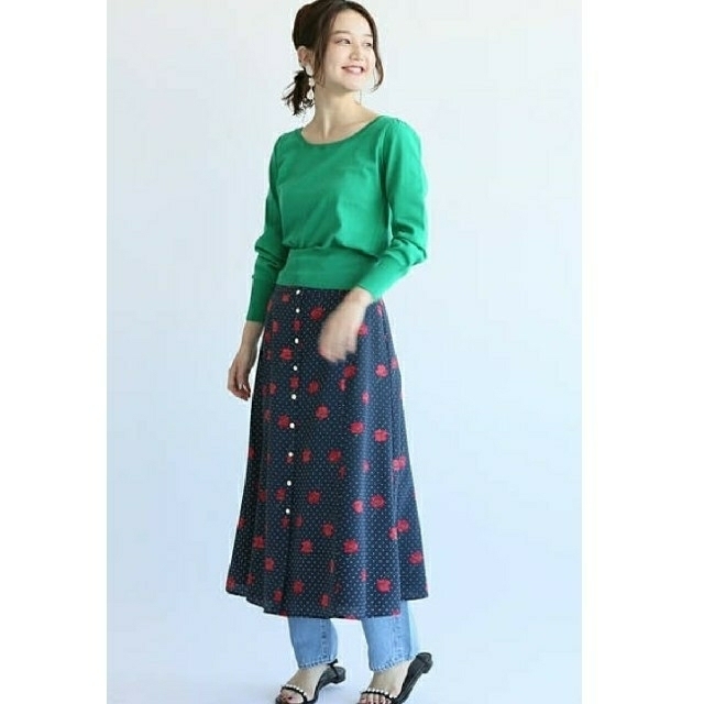 IENA(イエナ)のIENA　今季完売ドット前ボタンスカート

 レディースのスカート(ひざ丈スカート)の商品写真