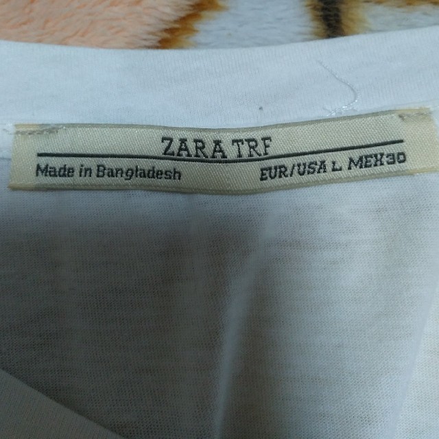ZARA(ザラ)のTシャツ（ZARA） レディースのトップス(Tシャツ(半袖/袖なし))の商品写真