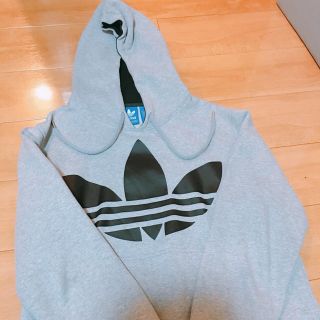 アディダス(adidas)の美品★ アディダス  パーカー 海外限定(パーカー)